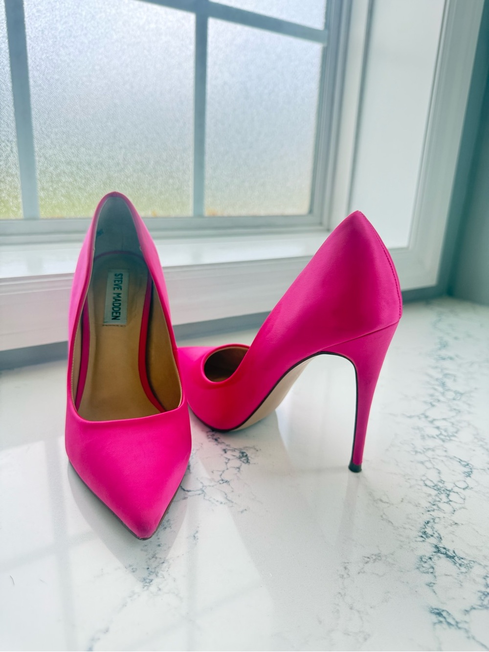 Steve Madden Hot Pink Pointed Toe Stiletto Pumps - Picture 8 of 8